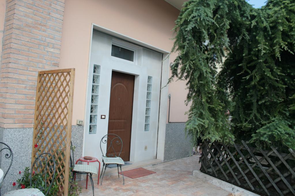 I Gemelli Holiday House Pescara Exteriör bild